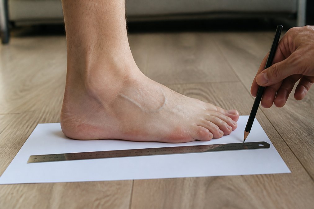 How to Measure Foot Width at Home (2026 Guide)