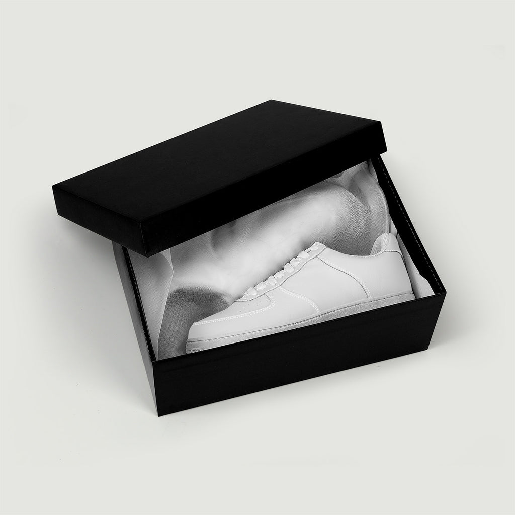 Low Top Unisex Sneaker